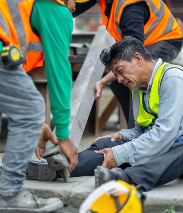 Serious leg injuries from construction accident